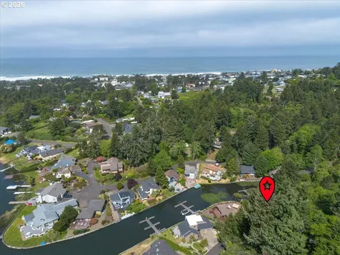 1253 NE East Lagoon Drive Lincoln City OR 97367