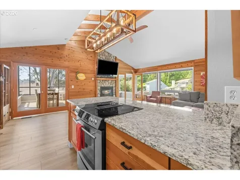 1253 NE East Lagoon Drive Lincoln City OR 97367