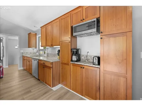 1253 NE East Lagoon Drive Lincoln City OR 97367