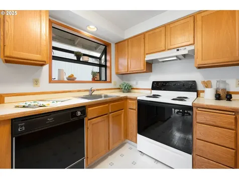 9334 SW Umiat Street Tualatin OR 97062