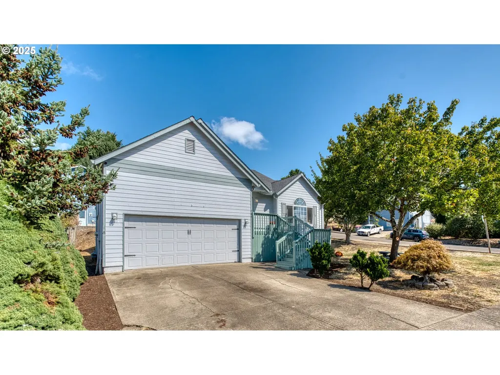785 NE Blair Street Sheridan OR 97378