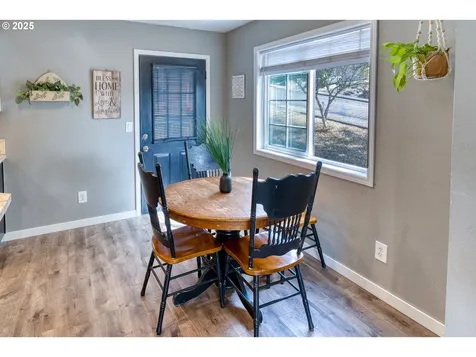 785 NE Blair Street Sheridan OR 97378