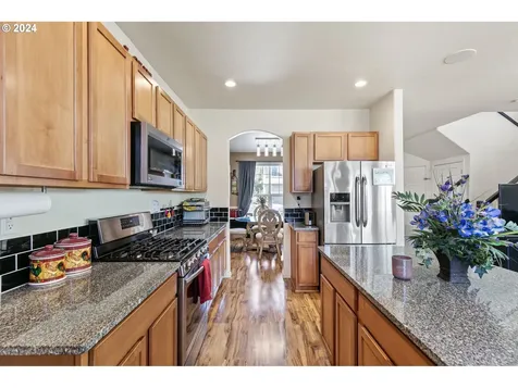 617 Street Charles Street Eugene OR 97402