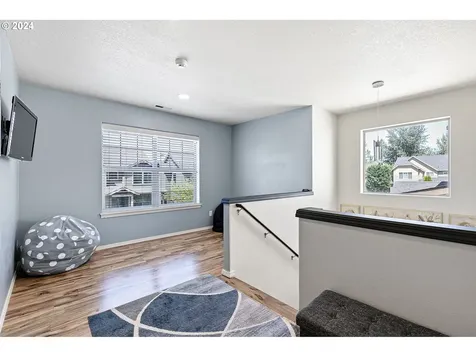 617 Street Charles Street Eugene OR 97402