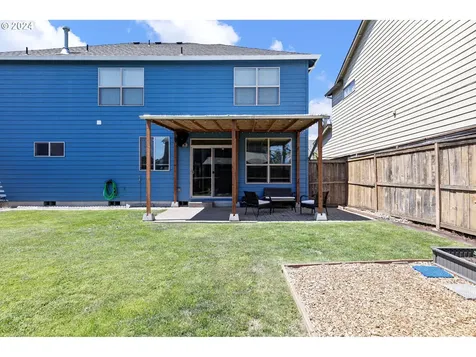 617 Street Charles Street Eugene OR 97402