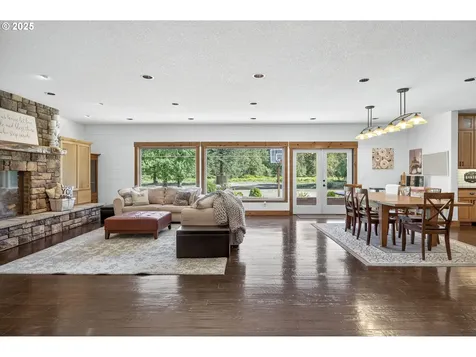 15047 S Macksburg Road Molalla OR 97038