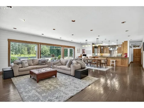 15047 S Macksburg Road Molalla OR 97038