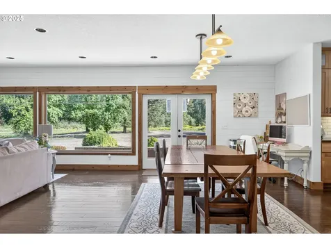 15047 S Macksburg Road Molalla OR 97038