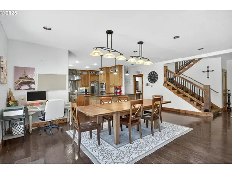 15047 S Macksburg Road Molalla OR 97038