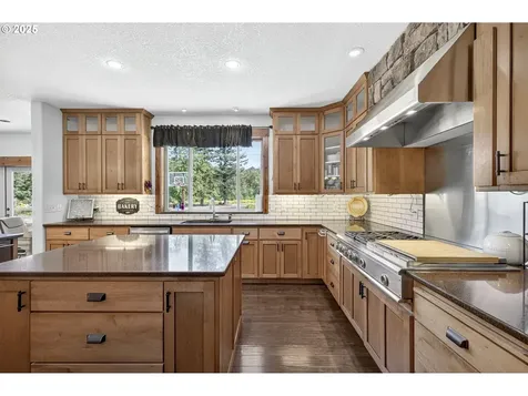 15047 S Macksburg Road Molalla OR 97038