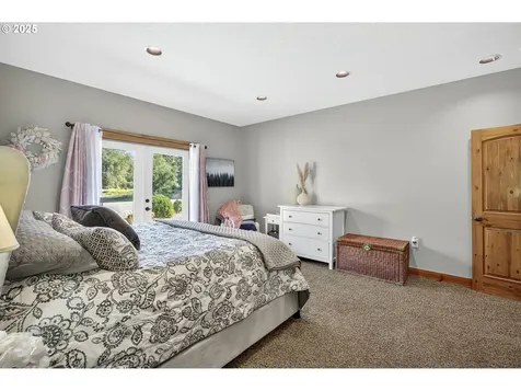 15047 S Macksburg Road Molalla OR 97038