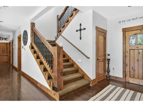 15047 S Macksburg Road Molalla OR 97038