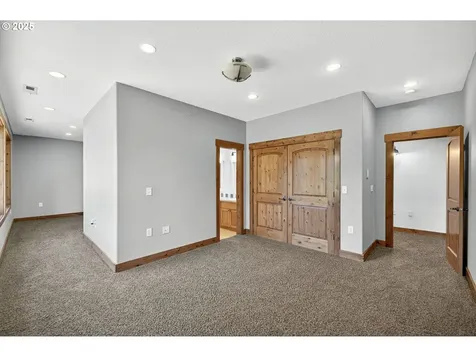 15047 S Macksburg Road Molalla OR 97038