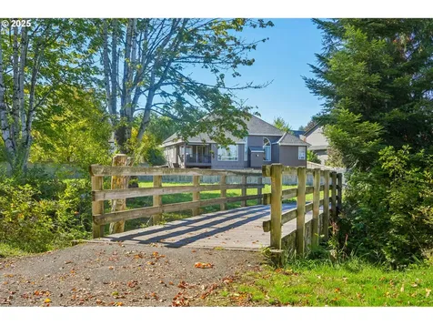 3739 NW Knapp Lane Camas WA 98607