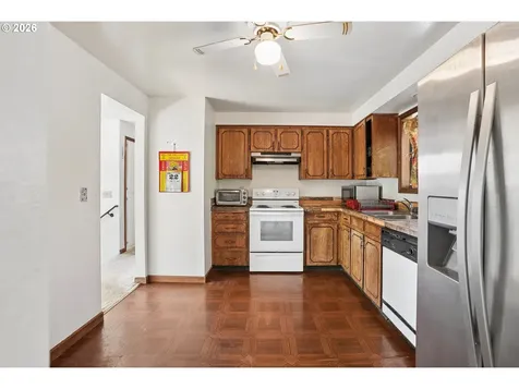 1453 SE 29th Court Troutdale OR 97060