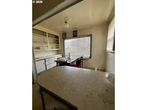 1215 NE Irvine Street Mcminnville OR 97128