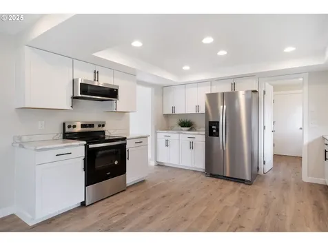 795 H Street Washougal WA 98671