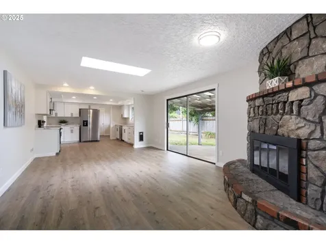 795 H Street Washougal WA 98671
