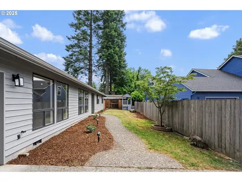 795 H Street Washougal WA 98671