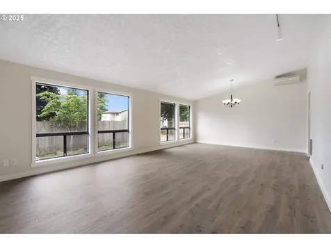 795 H Street Washougal WA 98671