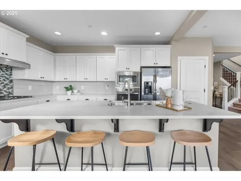 13058 SW Black Walnut Street Portland OR 97224