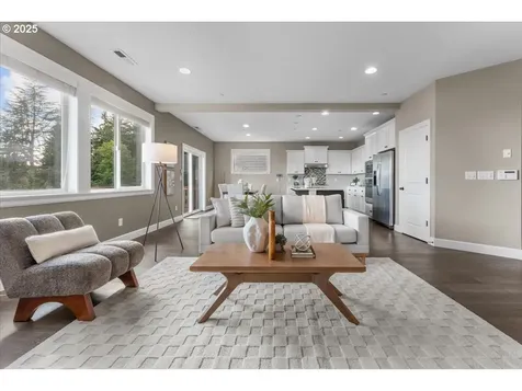 13058 SW Black Walnut Street Portland OR 97224