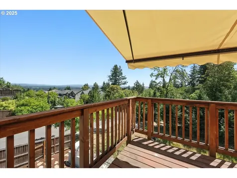 13058 SW Black Walnut Street Portland OR 97224
