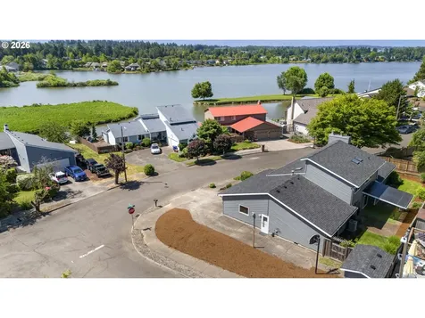 21629 NE Lachenview Lane Fairview OR 97024