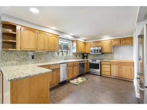 21629 NE Lachenview Lane Fairview OR 97024