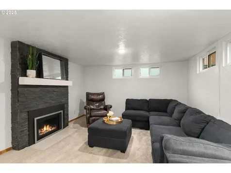 10317 SE Harrison Street Portland OR 97216