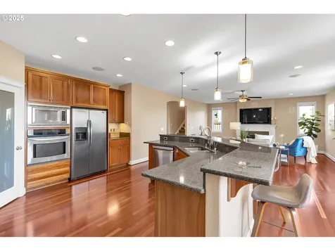 14300 NW 25th Court Vancouver WA 98685