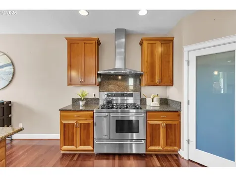 14300 NW 25th Court Vancouver WA 98685