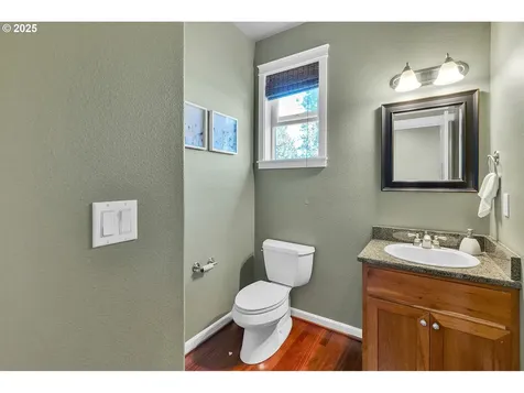 14300 NW 25th Court Vancouver WA 98685