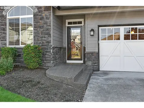 14300 NW 25th Court Vancouver WA 98685