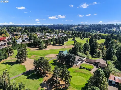 14300 NW 25th Court Vancouver WA 98685