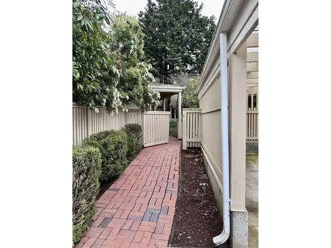 263 Spyglass Drive Eugene OR 97401