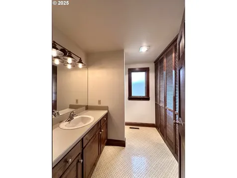 263 Spyglass Drive Eugene OR 97401