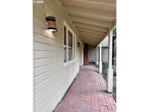 263 Spyglass Drive Eugene OR 97401