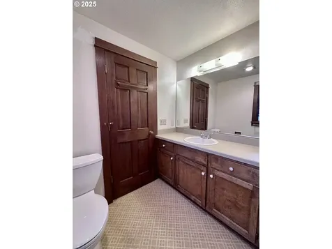 263 Spyglass Drive Eugene OR 97401