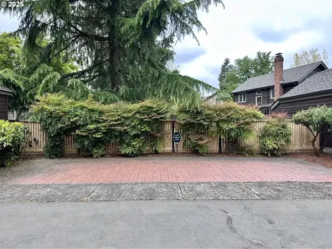 263 Spyglass Drive Eugene OR 97401