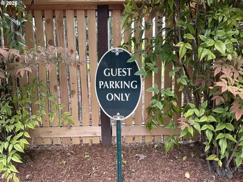 263 Spyglass Drive Eugene OR 97401