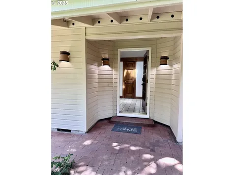 263 Spyglass Drive Eugene OR 97401