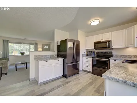 9802 NE 58th Street Vancouver WA 98662