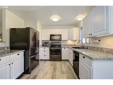 9802 NE 58th Street Vancouver WA 98662
