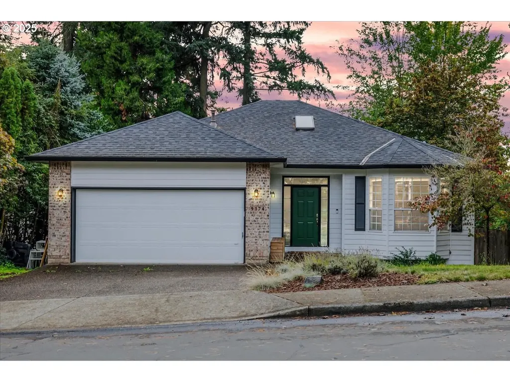 9174 SW Waverly Drive Portland OR 97224