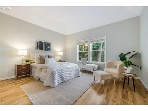 9174 SW Waverly Drive Portland OR 97224