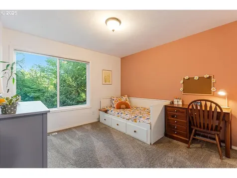 9174 SW Waverly Drive Portland OR 97224
