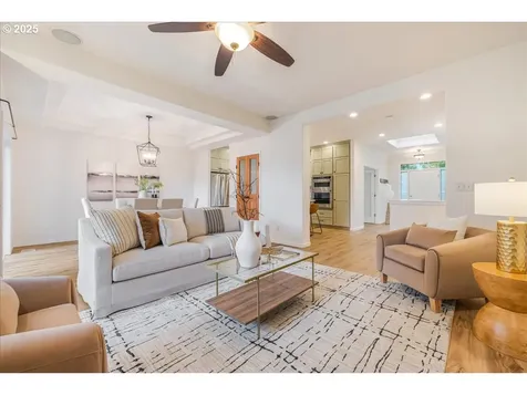 9174 SW Waverly Drive Portland OR 97224