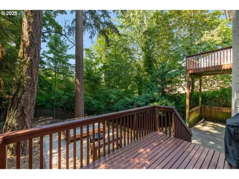 9174 SW Waverly Drive Portland OR 97224