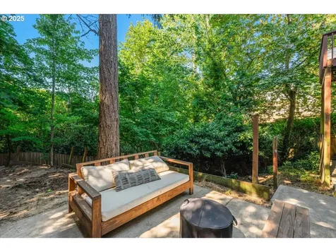9174 SW Waverly Drive Portland OR 97224